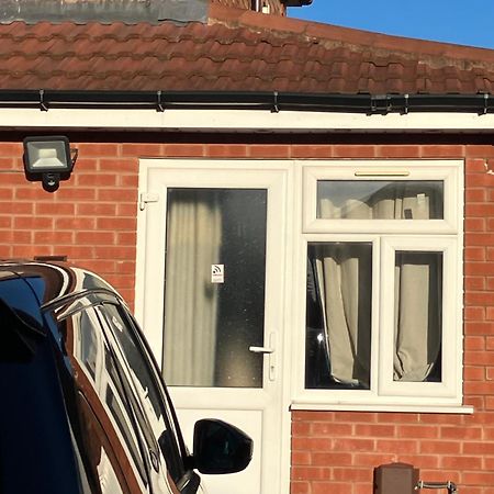Dream Private Ensuite Apartment In Solihull Close To Birmingham Airport-City Centre And Nec Exterior foto
